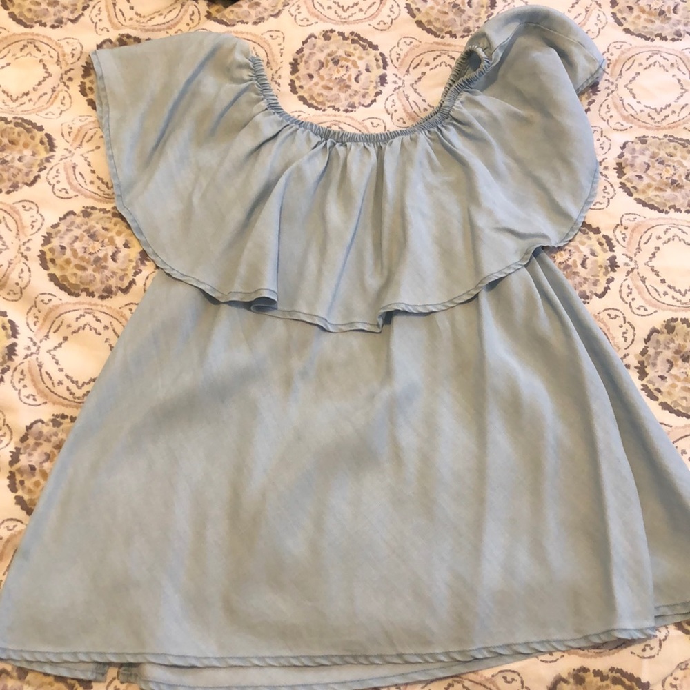 RD style off the shoulder top